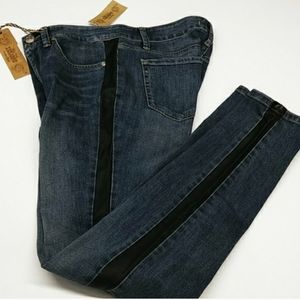 Nine West Vintage America Collection Blue Jeans
